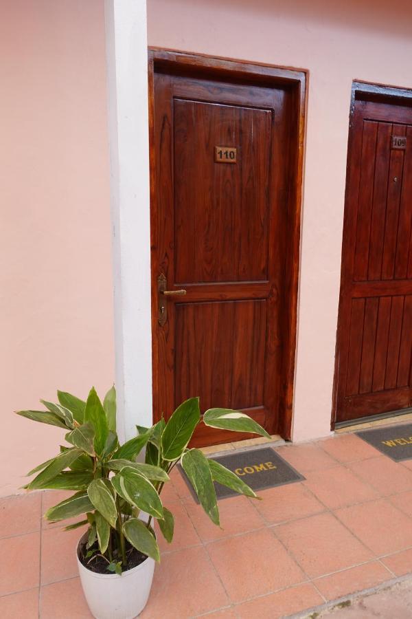 Sunset Inn By Pro-Ema Dili Exterior photo